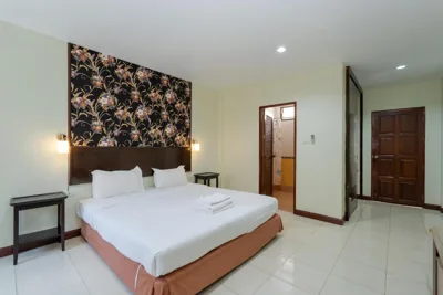 Superior-Vierbettzimmer — Amarin Hotel Patong