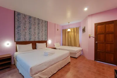 Superior-Dreibettzimmer — Amarin Hotel Patong